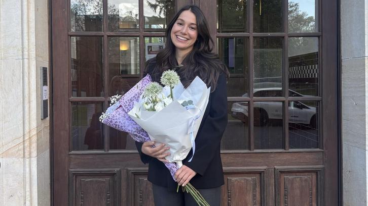 Helena Sophia Spek schließt Promotionsverfahren ab Helena Sophia Spek schließt Promotionsverfahren ab